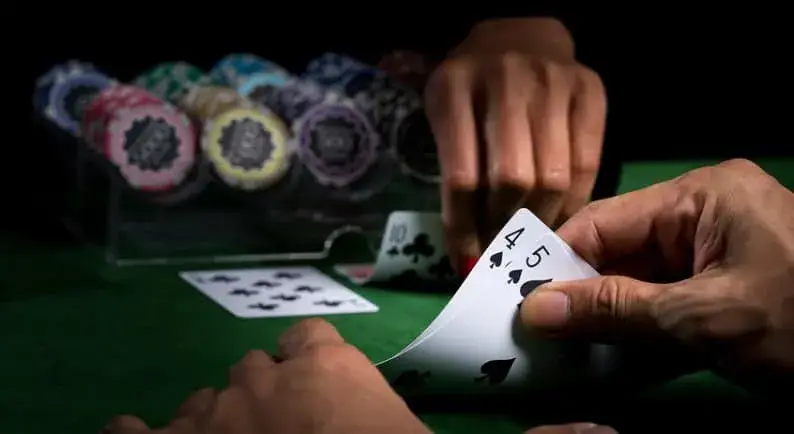 Dónde jugar al baccarat online por dinero: reseña de casinos fiables